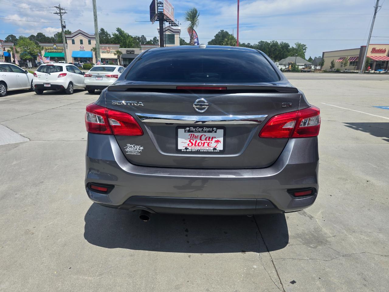 Nissan Sentra SR CVT 2017