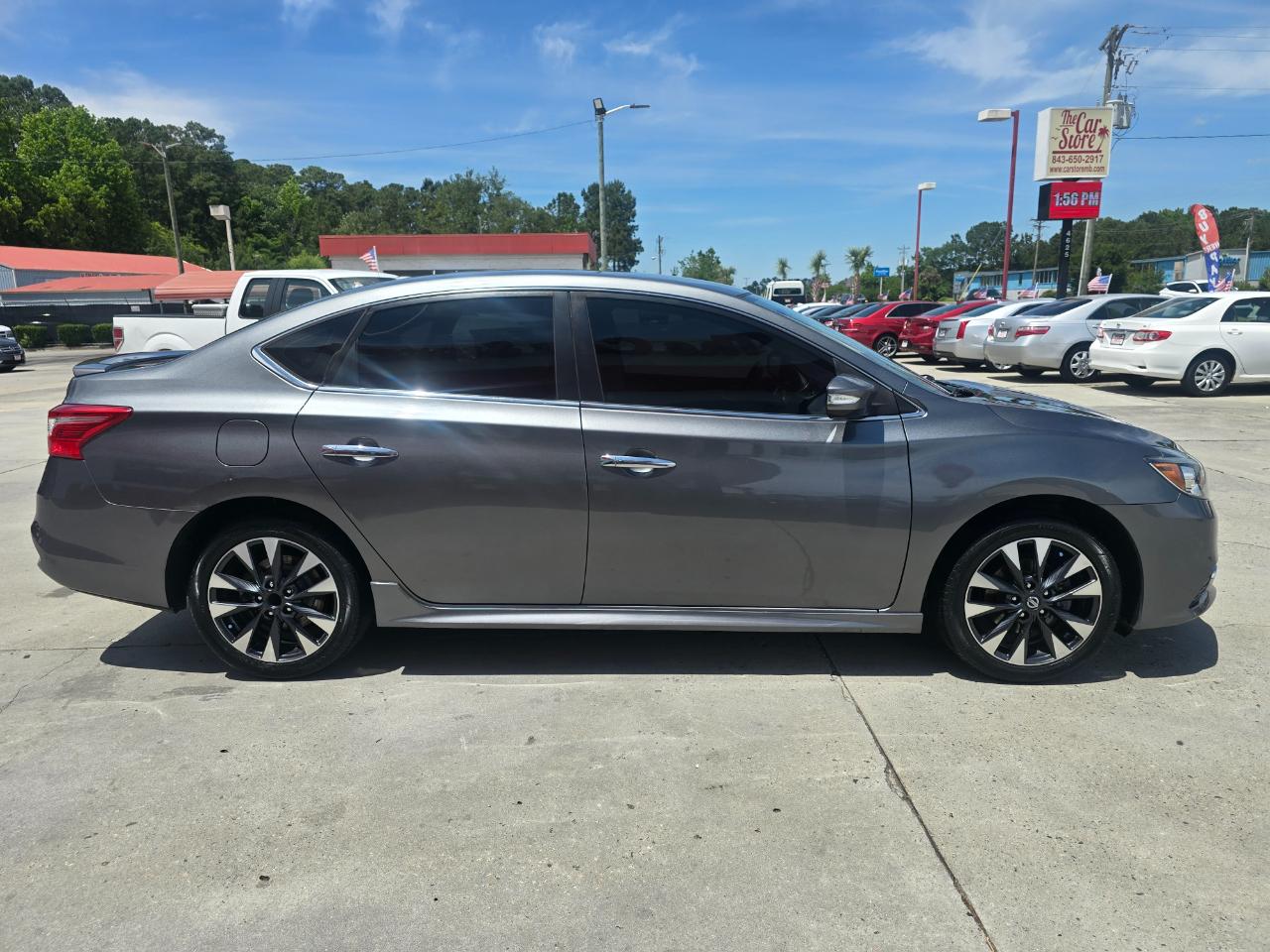 Nissan Sentra SR CVT 2017