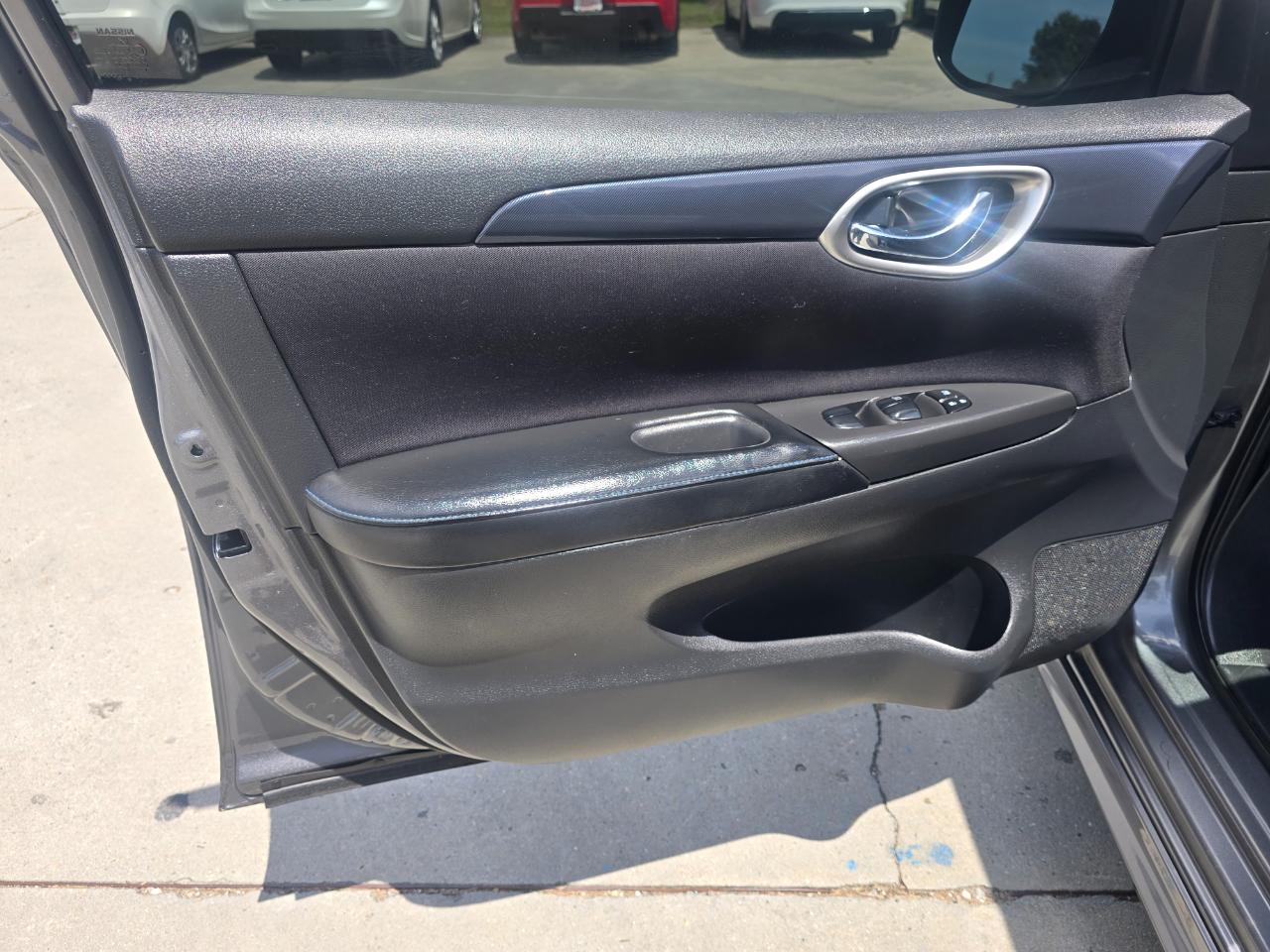 Nissan Sentra SR CVT 2017