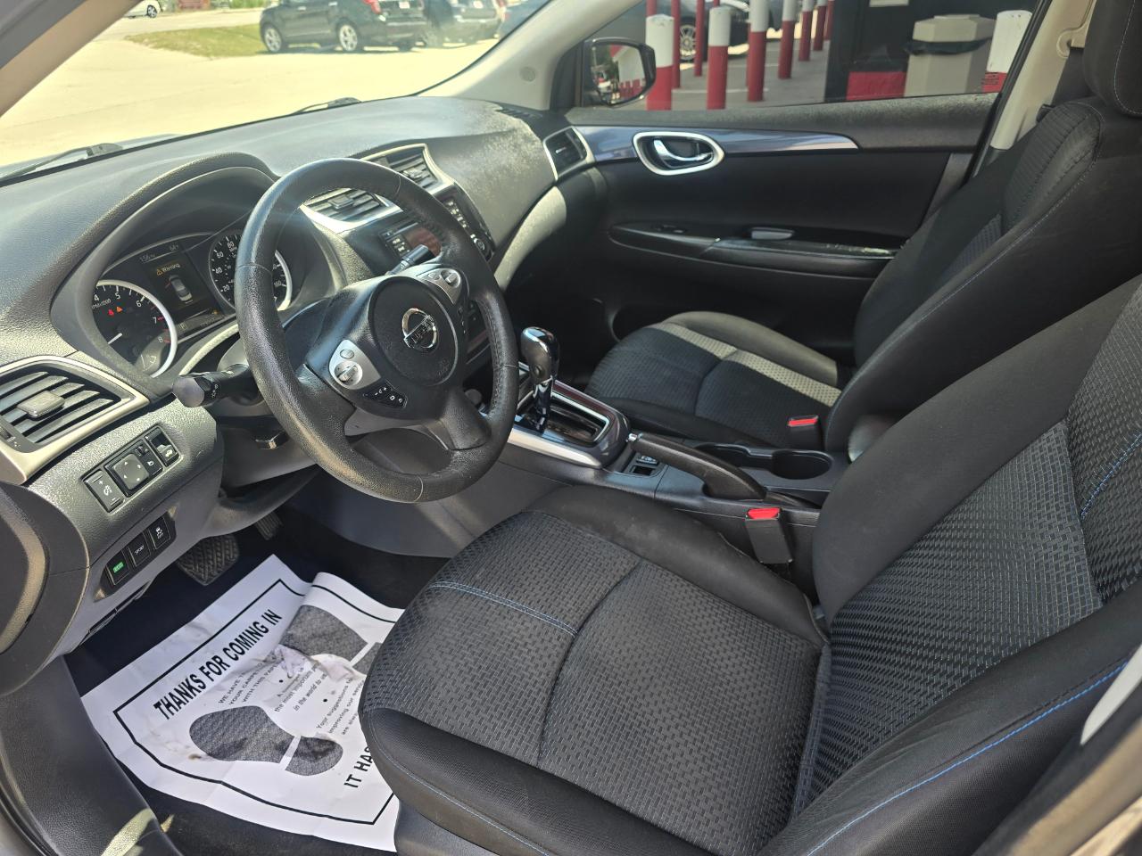 Nissan Sentra SR CVT 2017