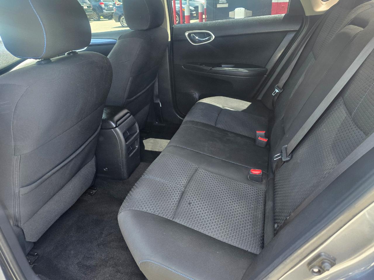 Nissan Sentra SR CVT 2017