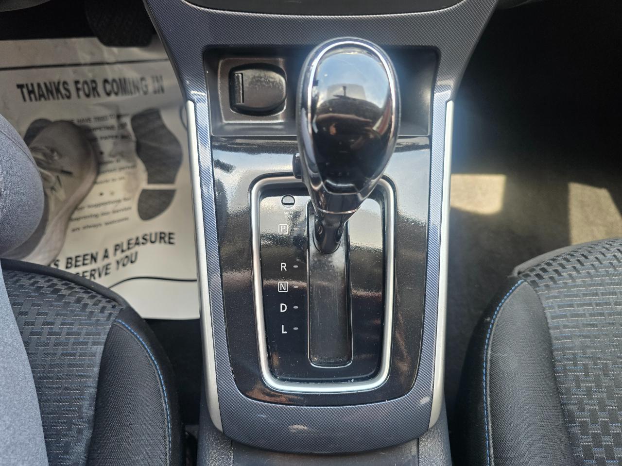 Nissan Sentra SR CVT 2017
