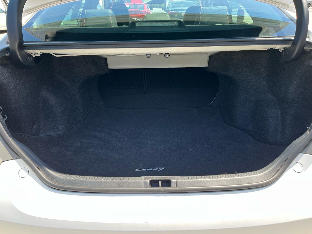 Toyota Camry 4dr Sdn I4 Auto XLE (Natl) 2016