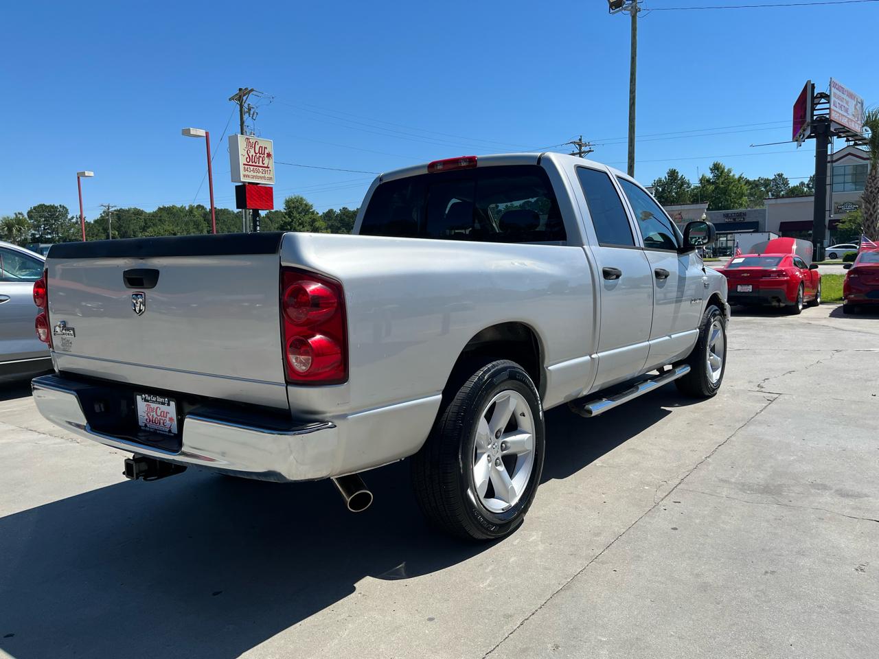 Dodge Ram 1500 2WD Quad Cab 140.5" SLT 2008
