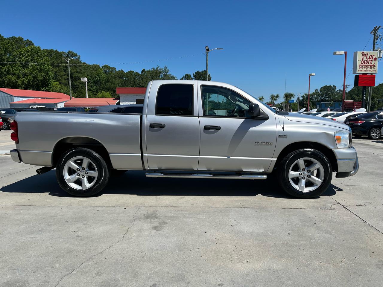 Dodge Ram 1500 2WD Quad Cab 140.5" SLT 2008
