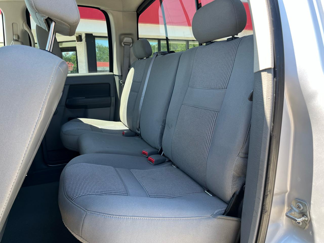 Dodge Ram 1500 2WD Quad Cab 140.5" SLT 2008