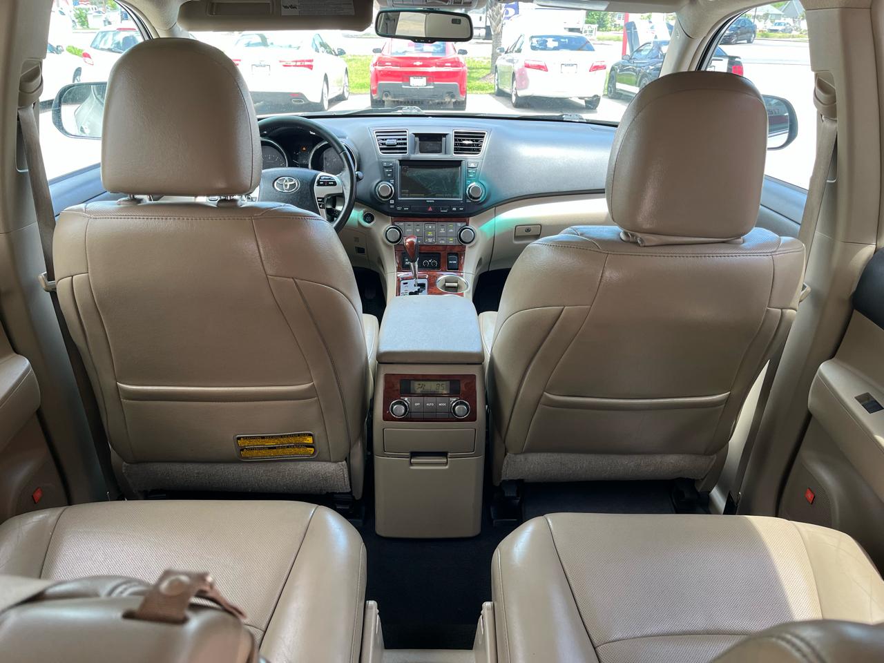 Toyota Highlander FWD 4dr V6 Limited (Natl) 2012