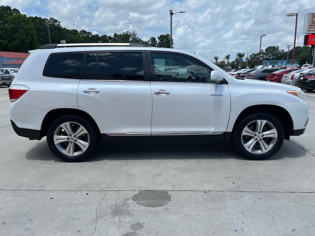 Toyota Highlander FWD 4dr V6 Limited (Natl) 2012