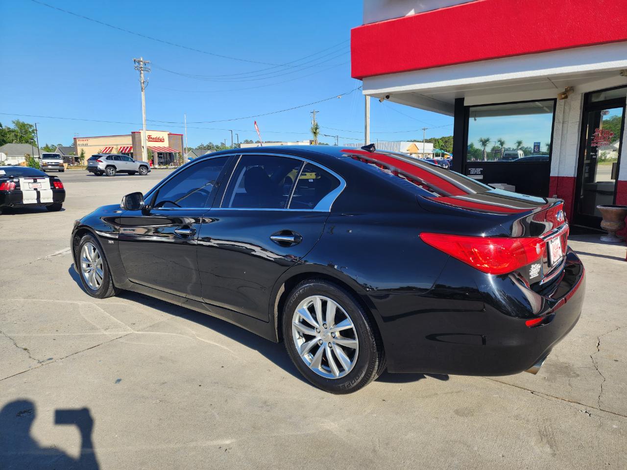 Infiniti Q50 4dr Sdn 3.0t Premium RWD 2016