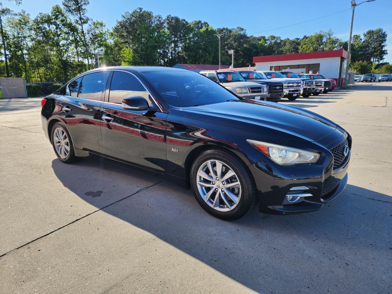 Infiniti Q50 4dr Sdn 3.0t Premium RWD 2016