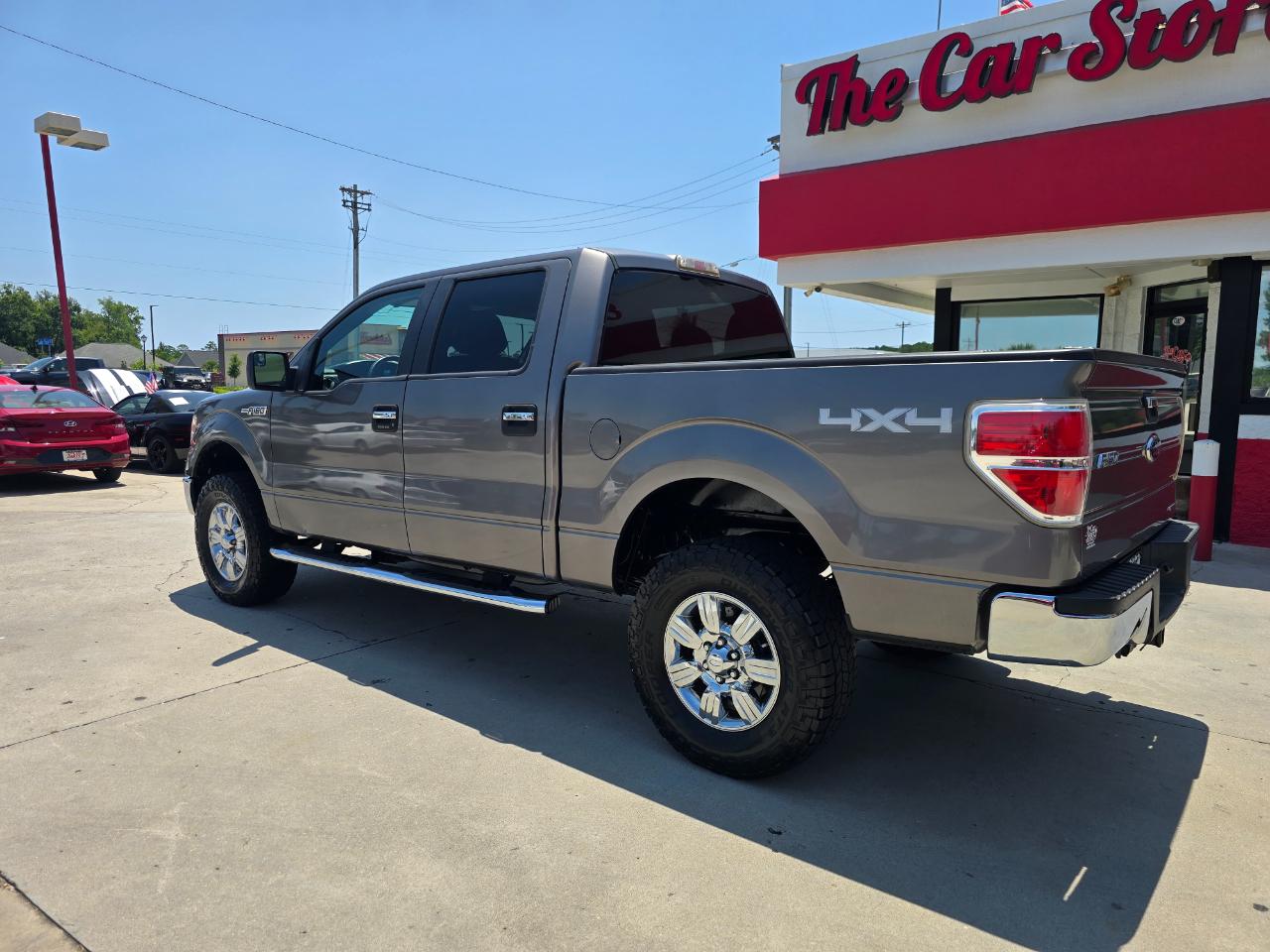 Ford F-150 4WD SuperCrew 145" XLT 2012