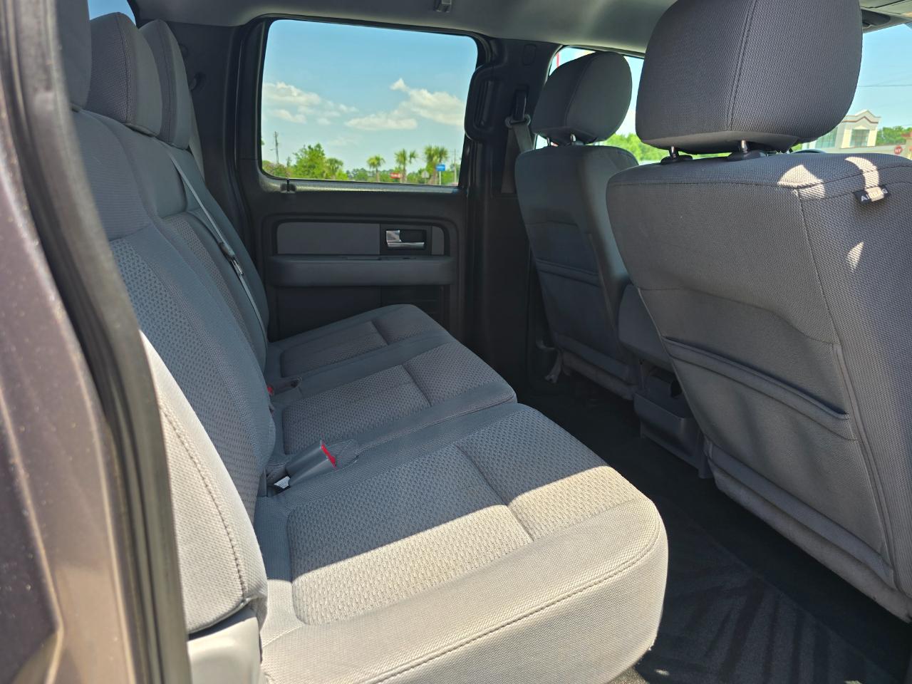 Ford F-150 4WD SuperCrew 145" XLT 2012