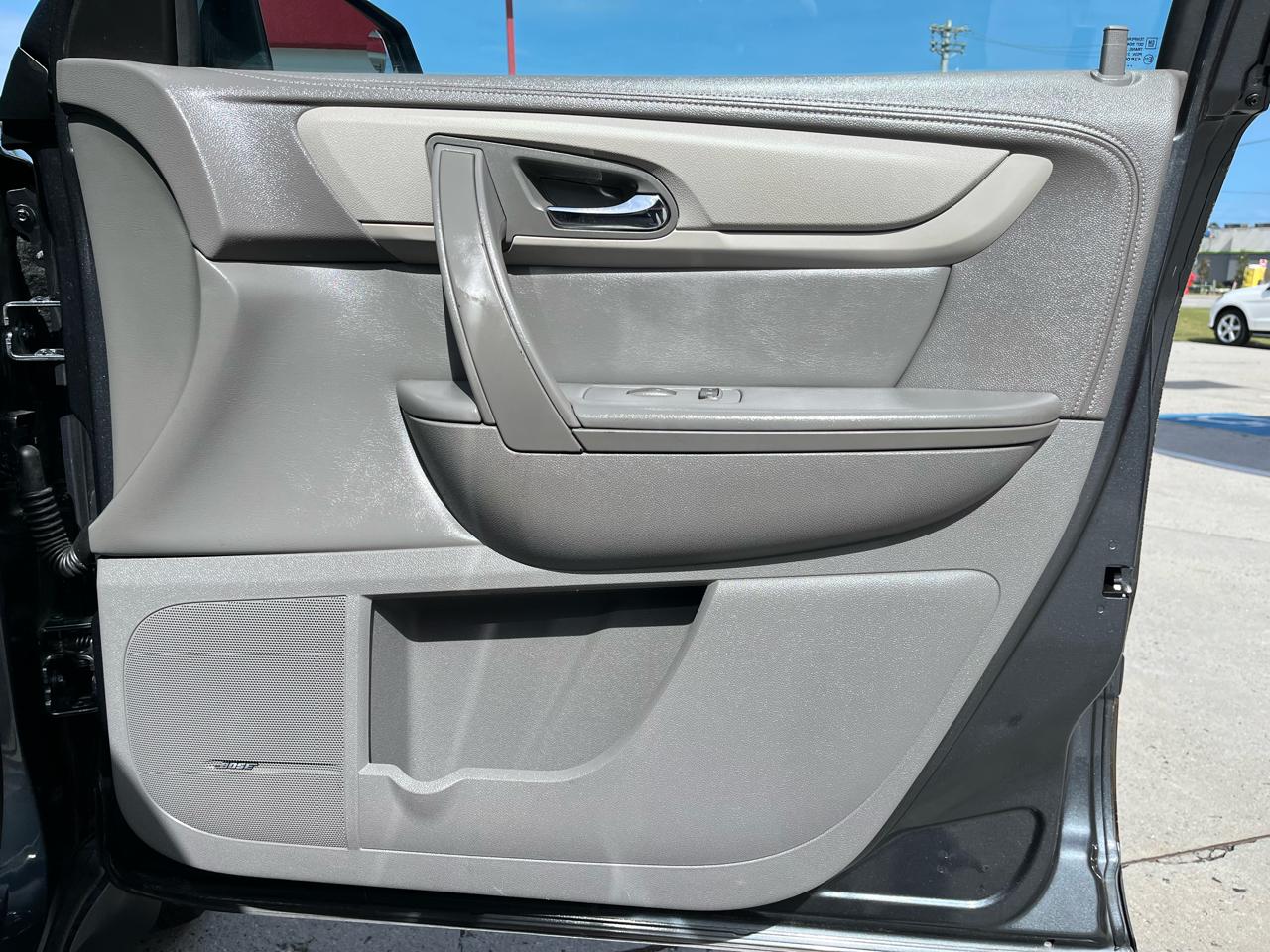 Chevrolet Traverse FWD 4dr LT w/2LT 2014