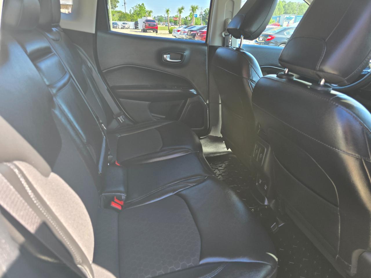 Jeep Compass Altitude FWD 2018