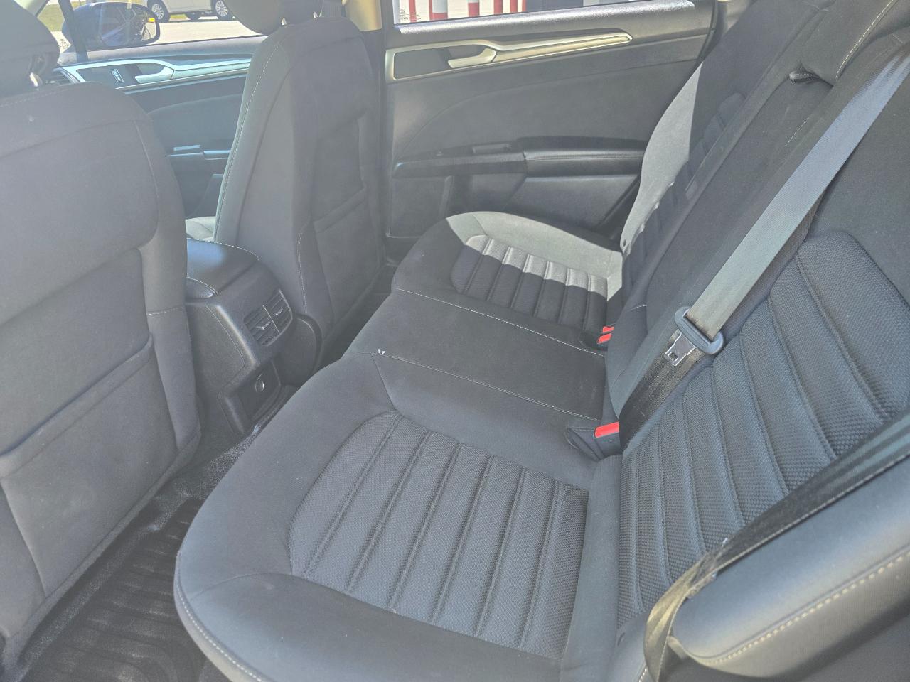 Ford Fusion SE FWD 2019