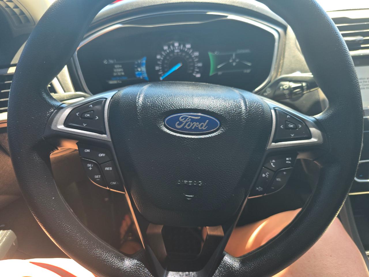 Ford Fusion SE FWD 2019