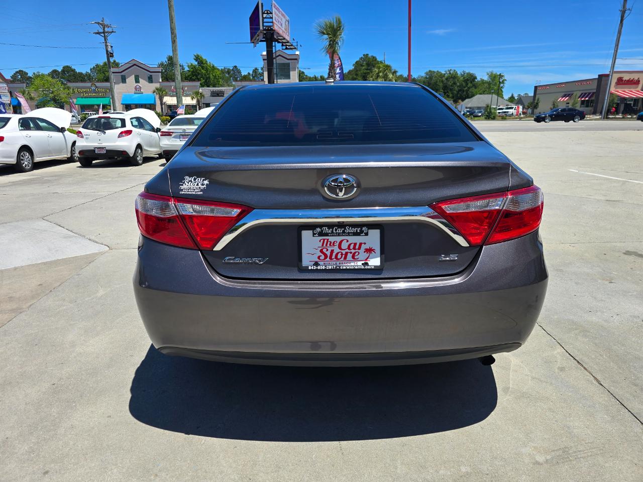 Toyota Camry 4dr Sdn I4 Auto XLE (Natl) 2015