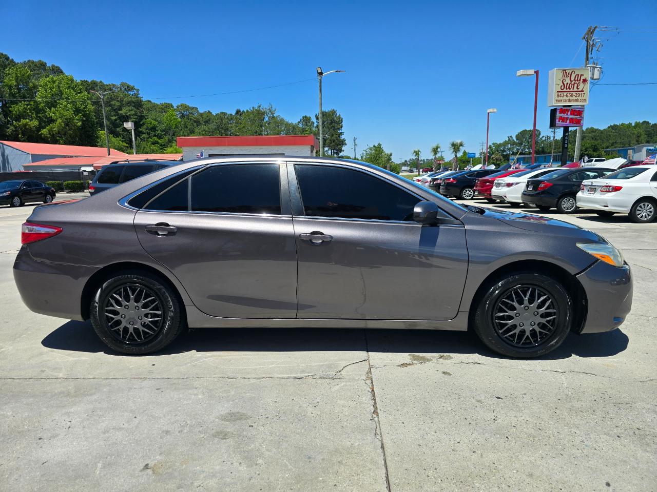 Toyota Camry 4dr Sdn I4 Auto XLE (Natl) 2015