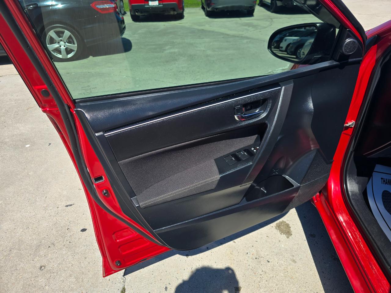 Toyota Corolla XLE CVT (Natl) 2019