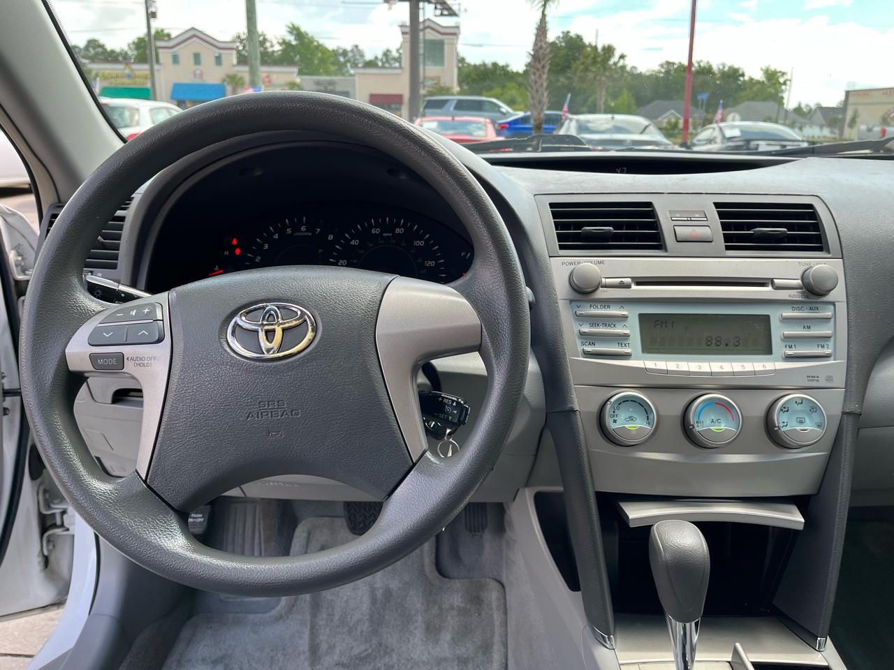 Toyota Camry 4dr Sdn I4 Auto (Natl) 2009