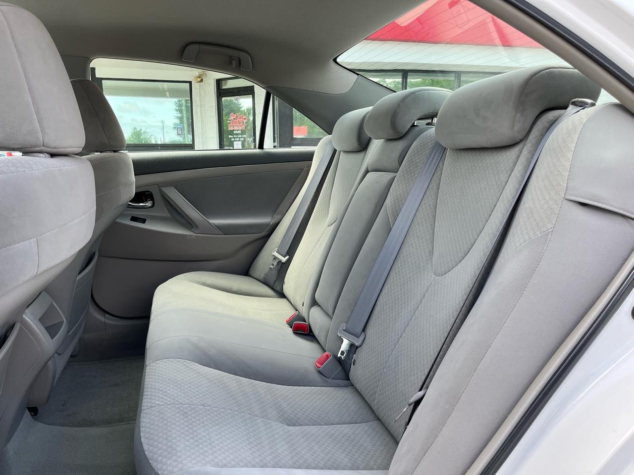 Toyota Camry 4dr Sdn I4 Auto (Natl) 2009