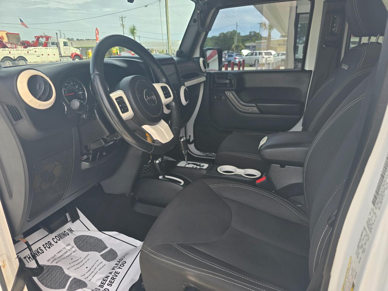 Jeep Wrangler Unlimited 4WD 4dr Sport 2014