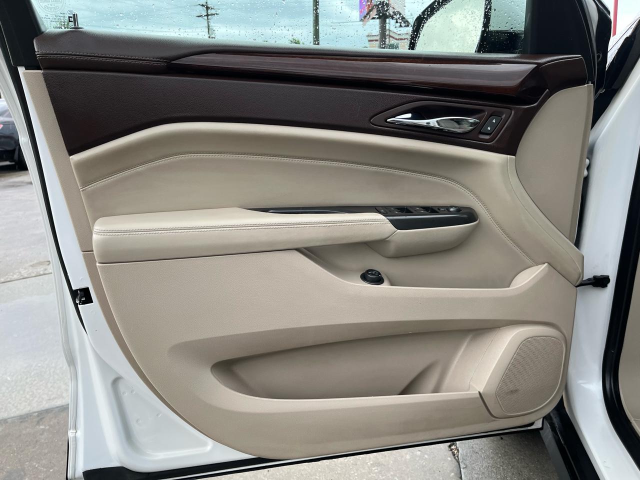 Cadillac SRX FWD 4dr Premium Collection 2012