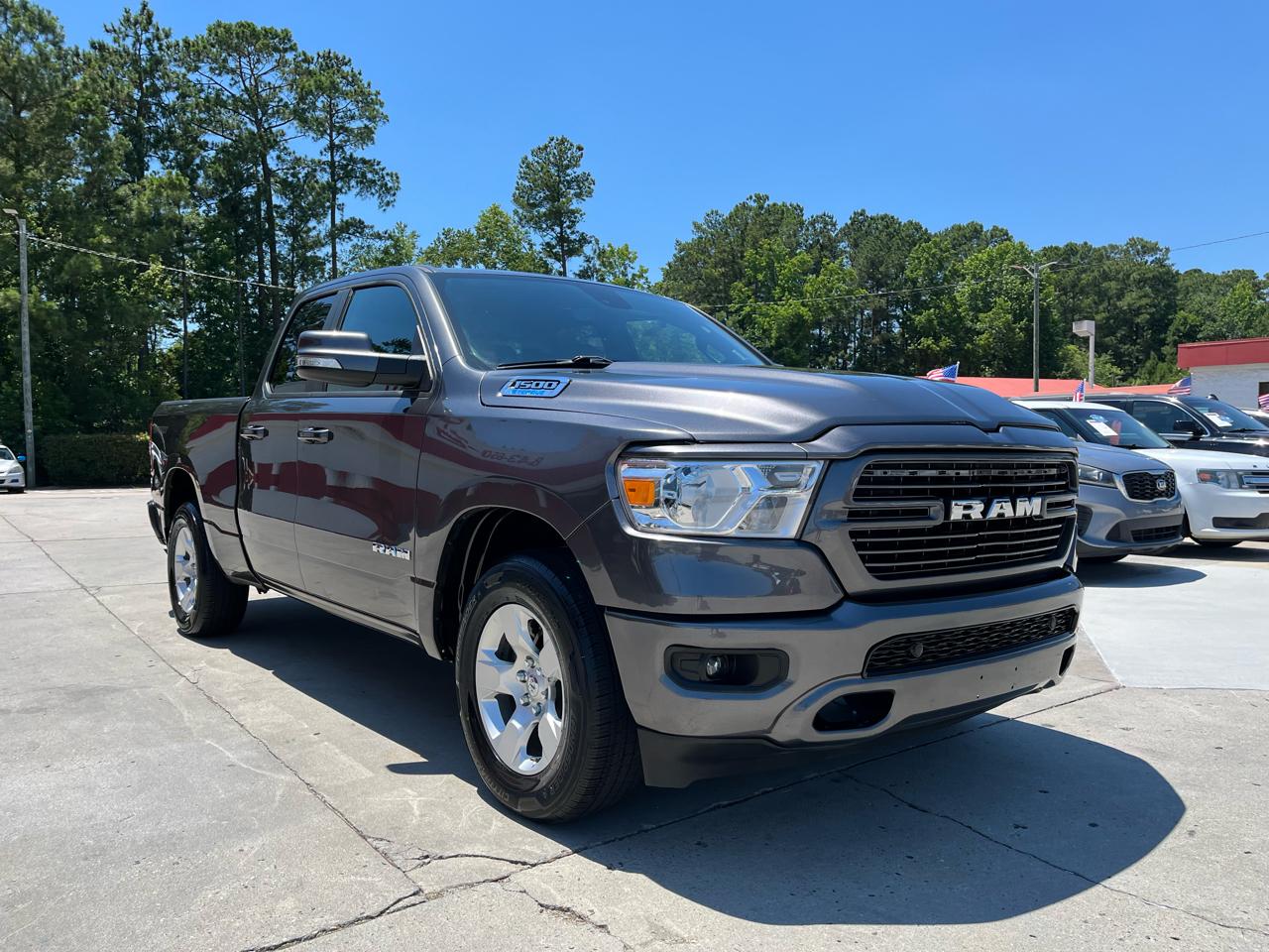 RAM 1500 Lone Star 4x4 Quad Cab 6'4" Box 2022