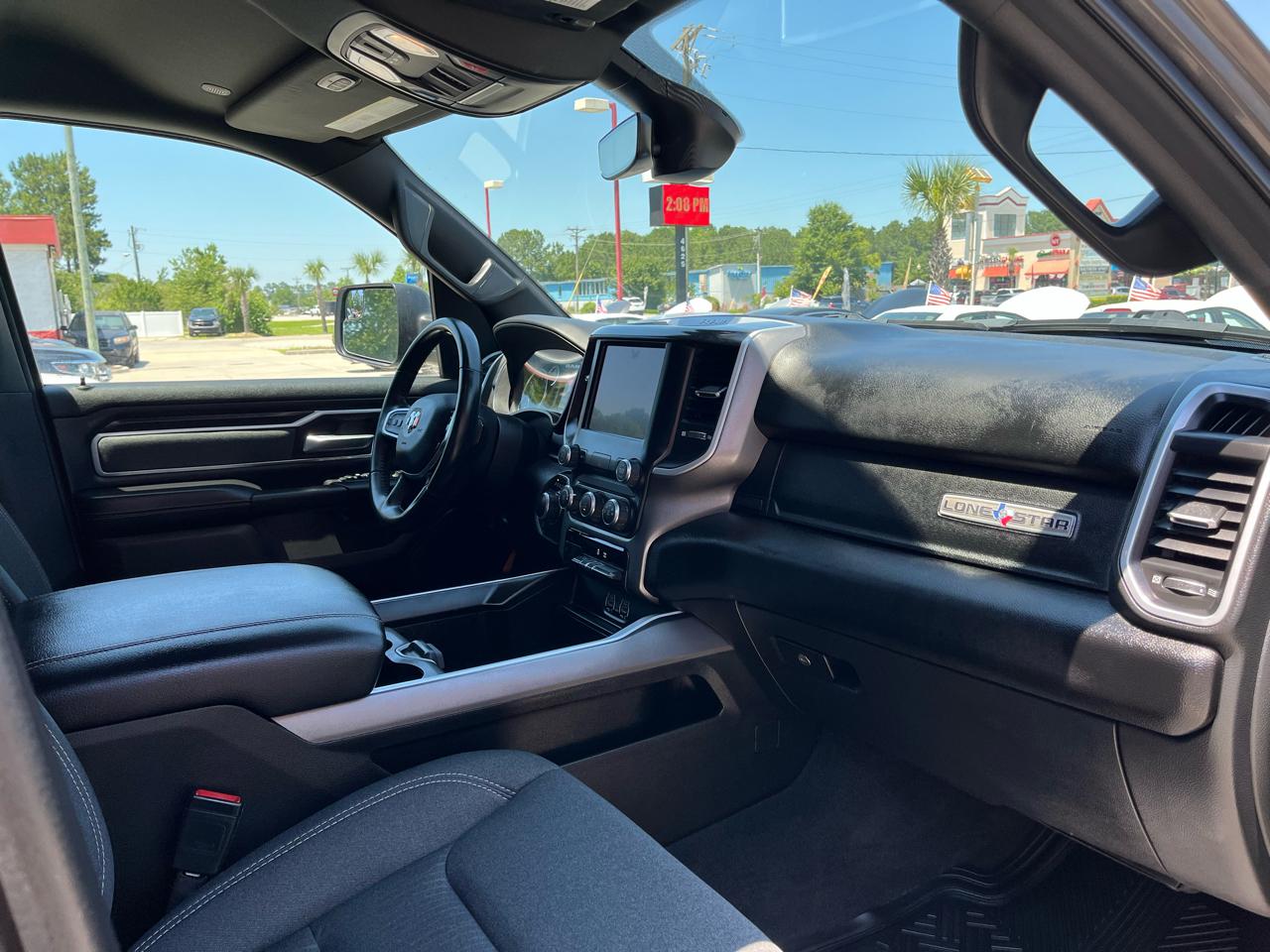 RAM 1500 Lone Star 4x4 Quad Cab 6'4" Box 2022