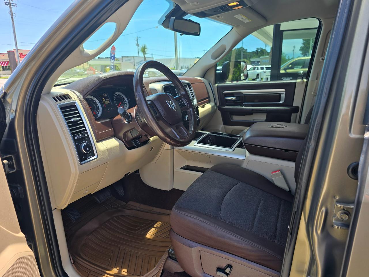RAM 1500 2WD Crew Cab 140.5" Big Horn 2014