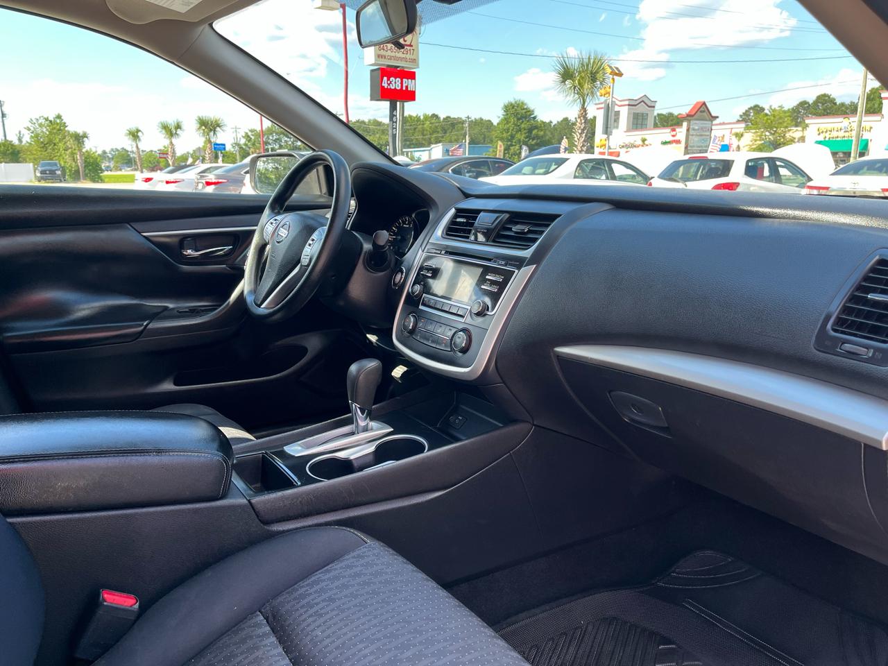 Nissan Altima 2.5 S Sedan 2017
