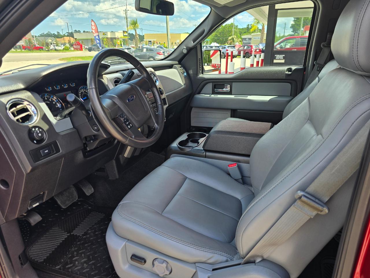 Ford F-150 2WD SuperCrew 145" XLT 2014