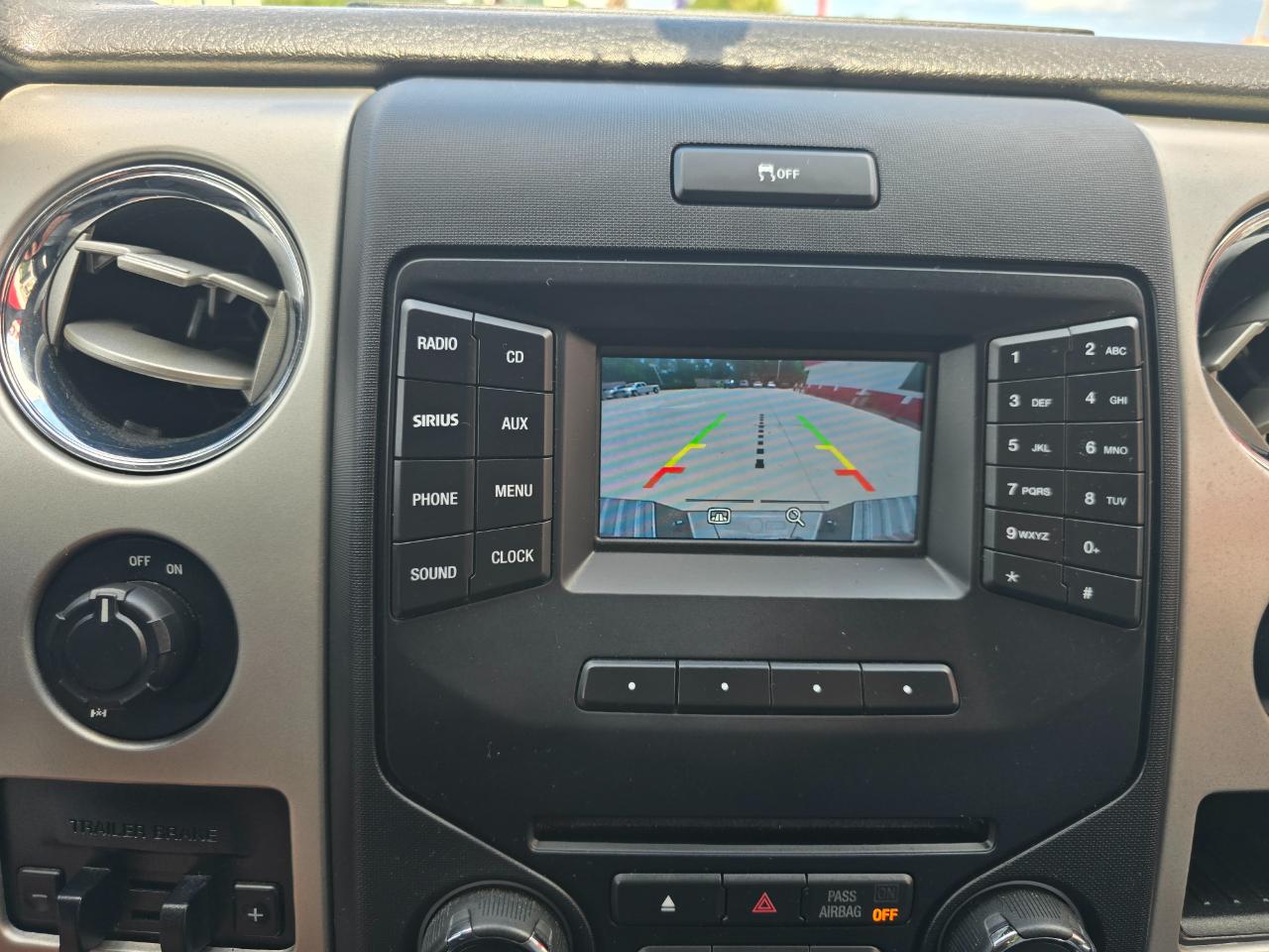 Ford F-150 2WD SuperCrew 145" XLT 2014
