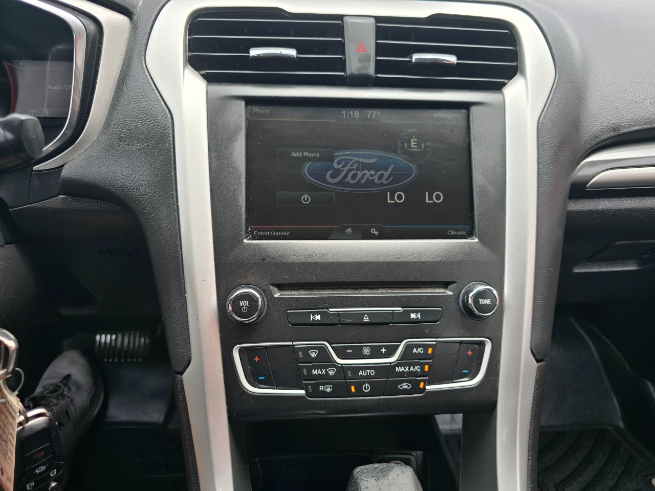 Ford Fusion 4dr Sdn SE FWD 2016