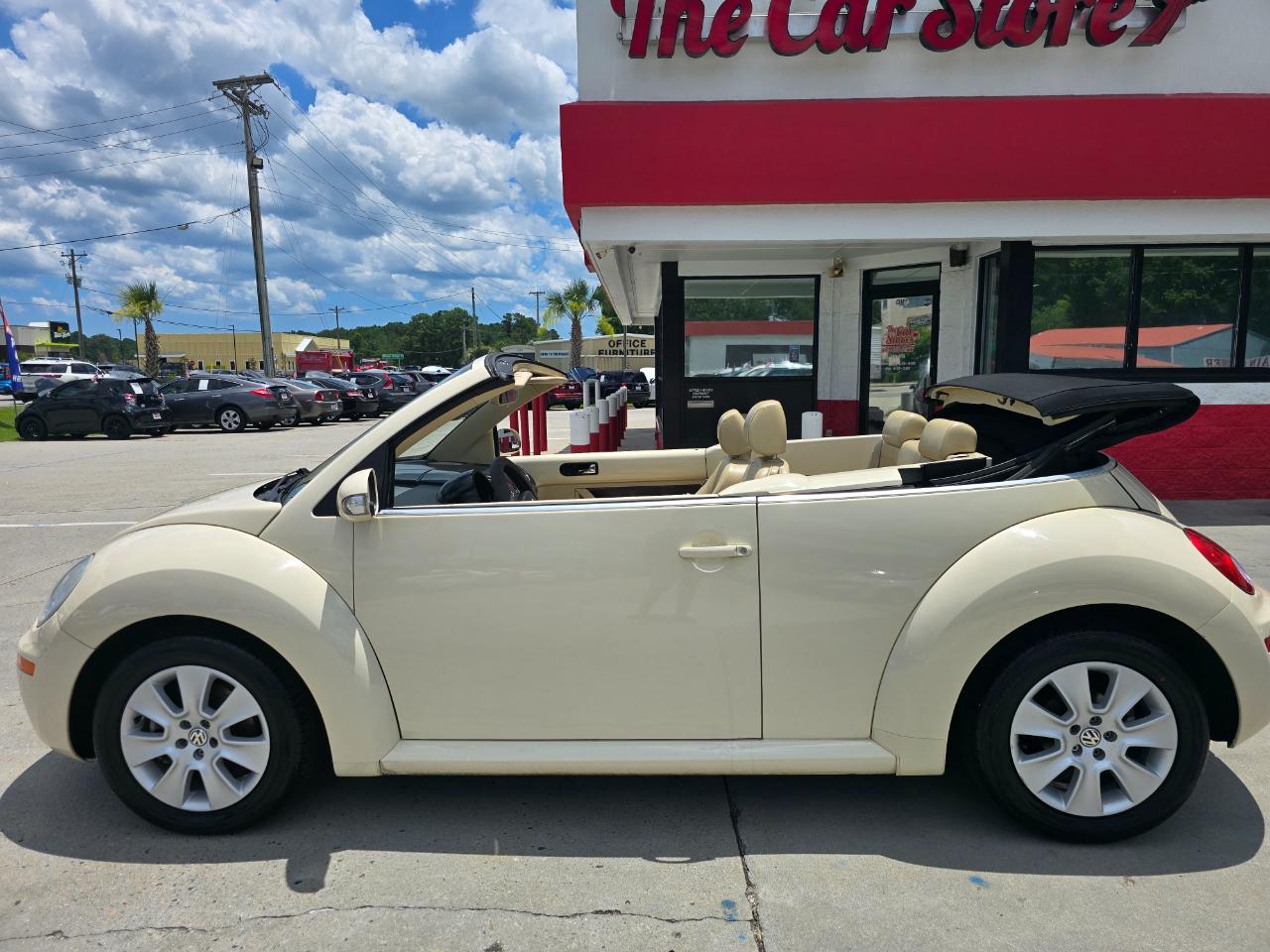 Volkswagen New Beetle Convertible 2dr GL Auto 2008