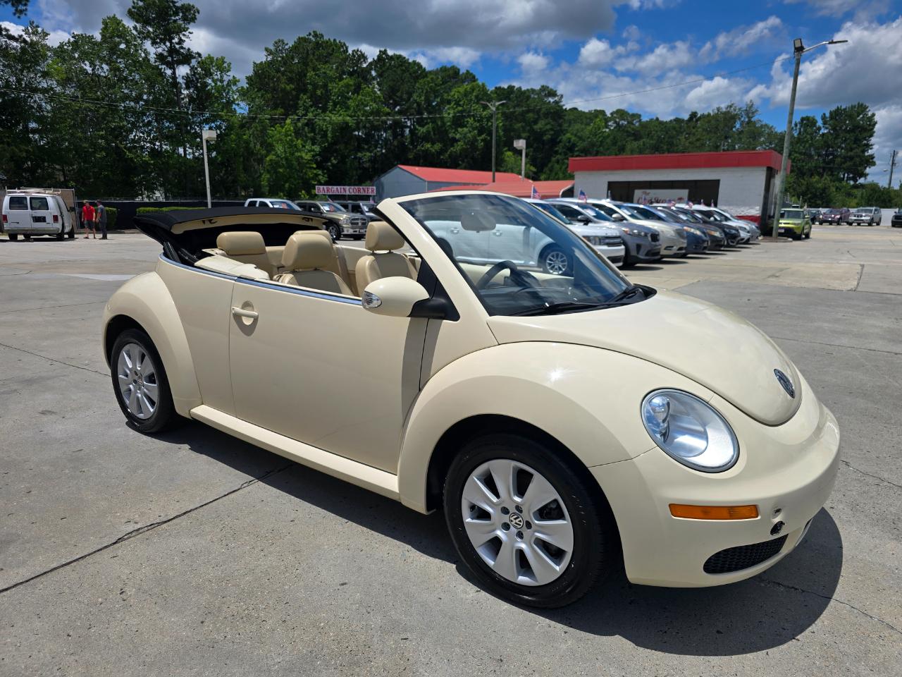 Volkswagen New Beetle Convertible 2dr GL Auto 2008