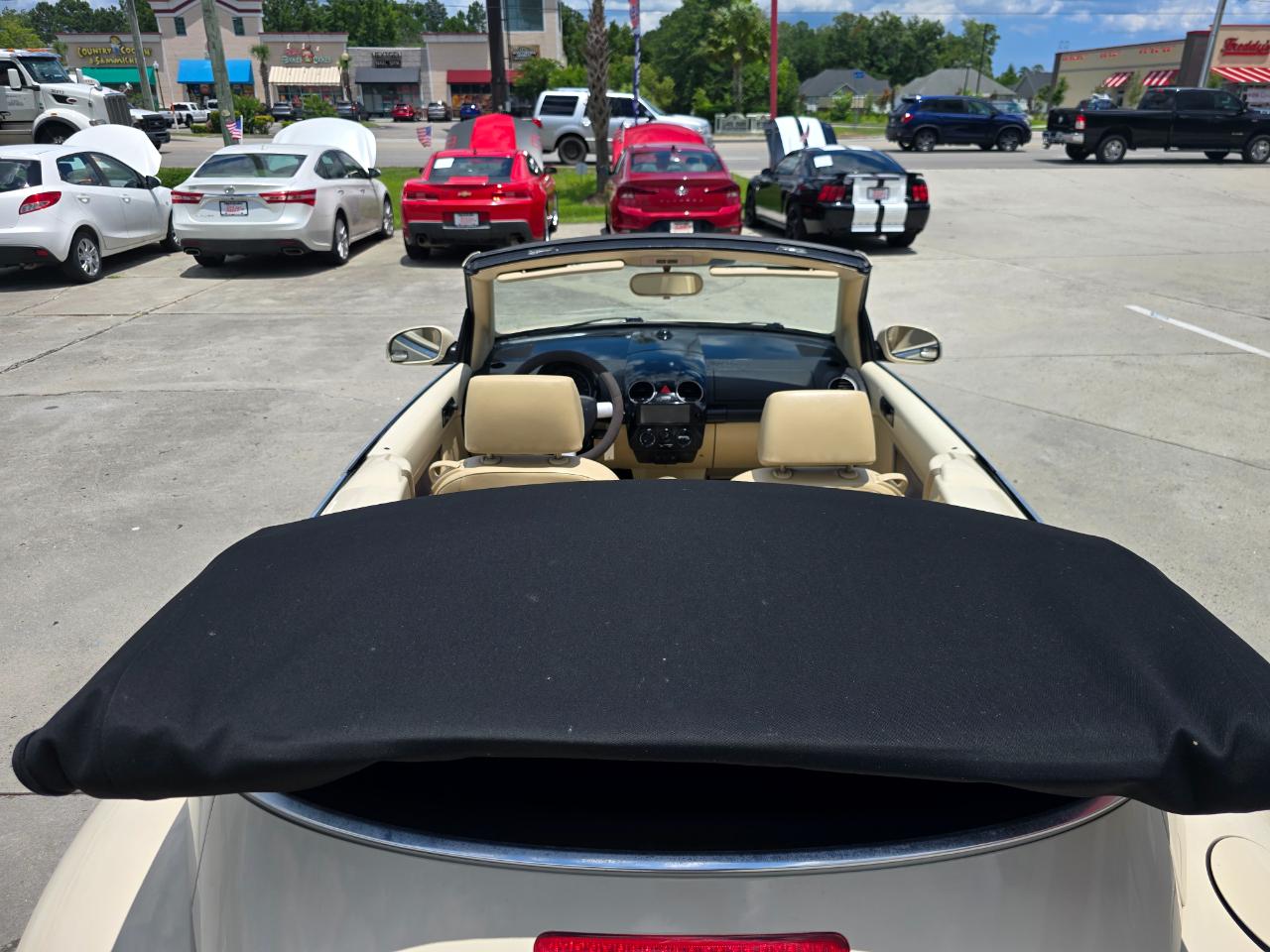 Volkswagen New Beetle Convertible 2dr GL Auto 2008