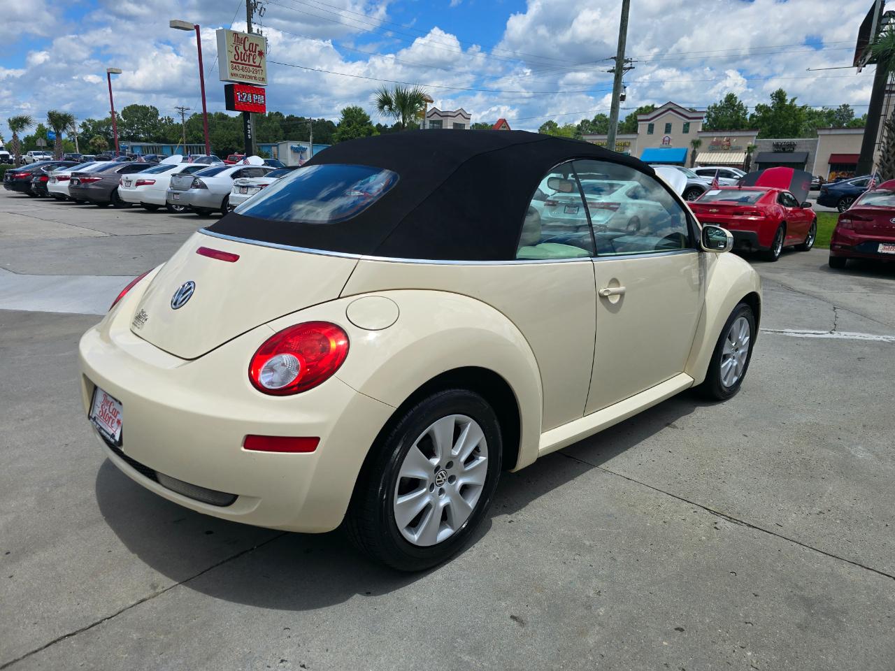 Volkswagen New Beetle Convertible 2dr GL Auto 2008