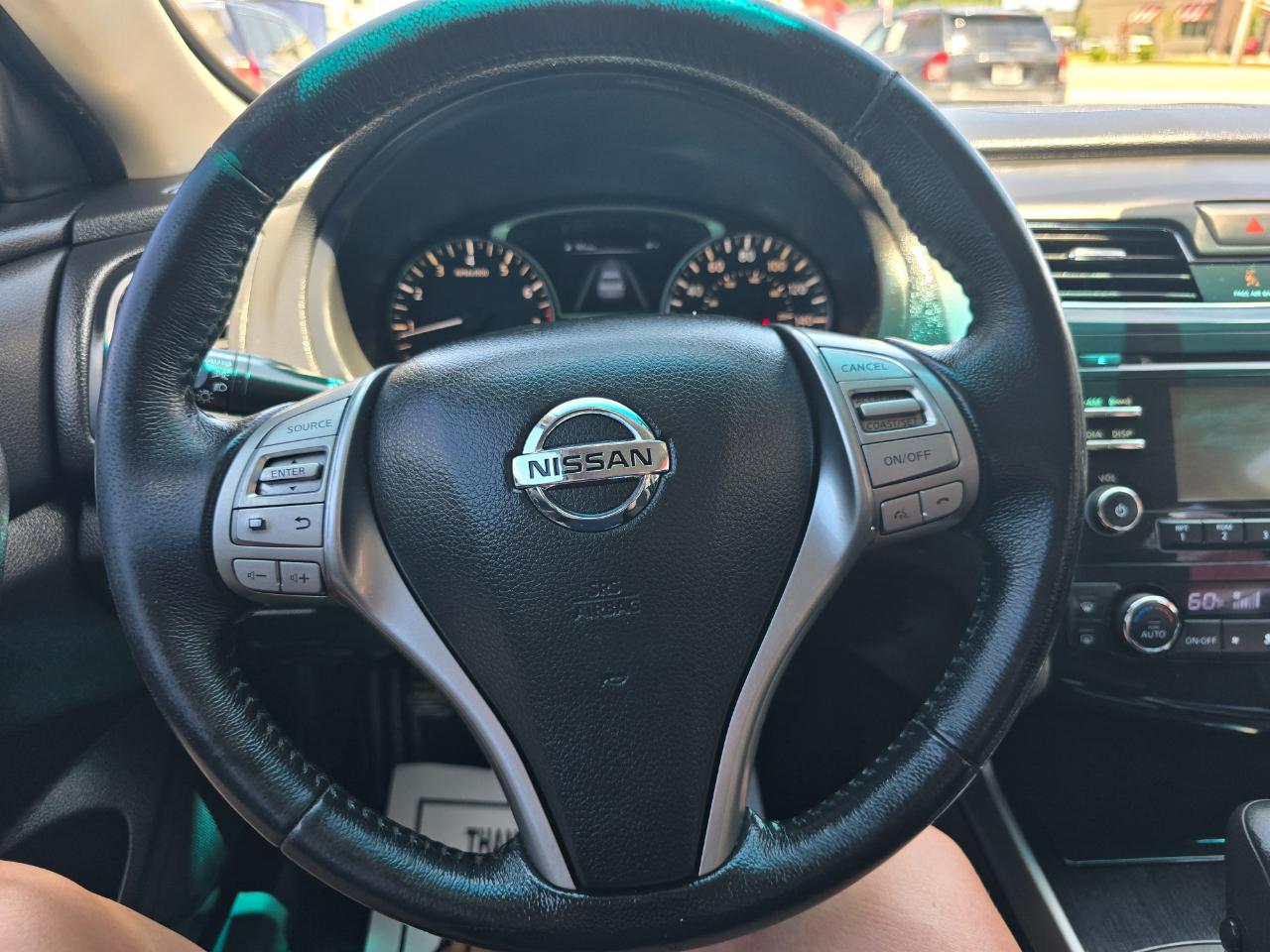Nissan Altima 4dr Sdn I4 2.5 SV 2014