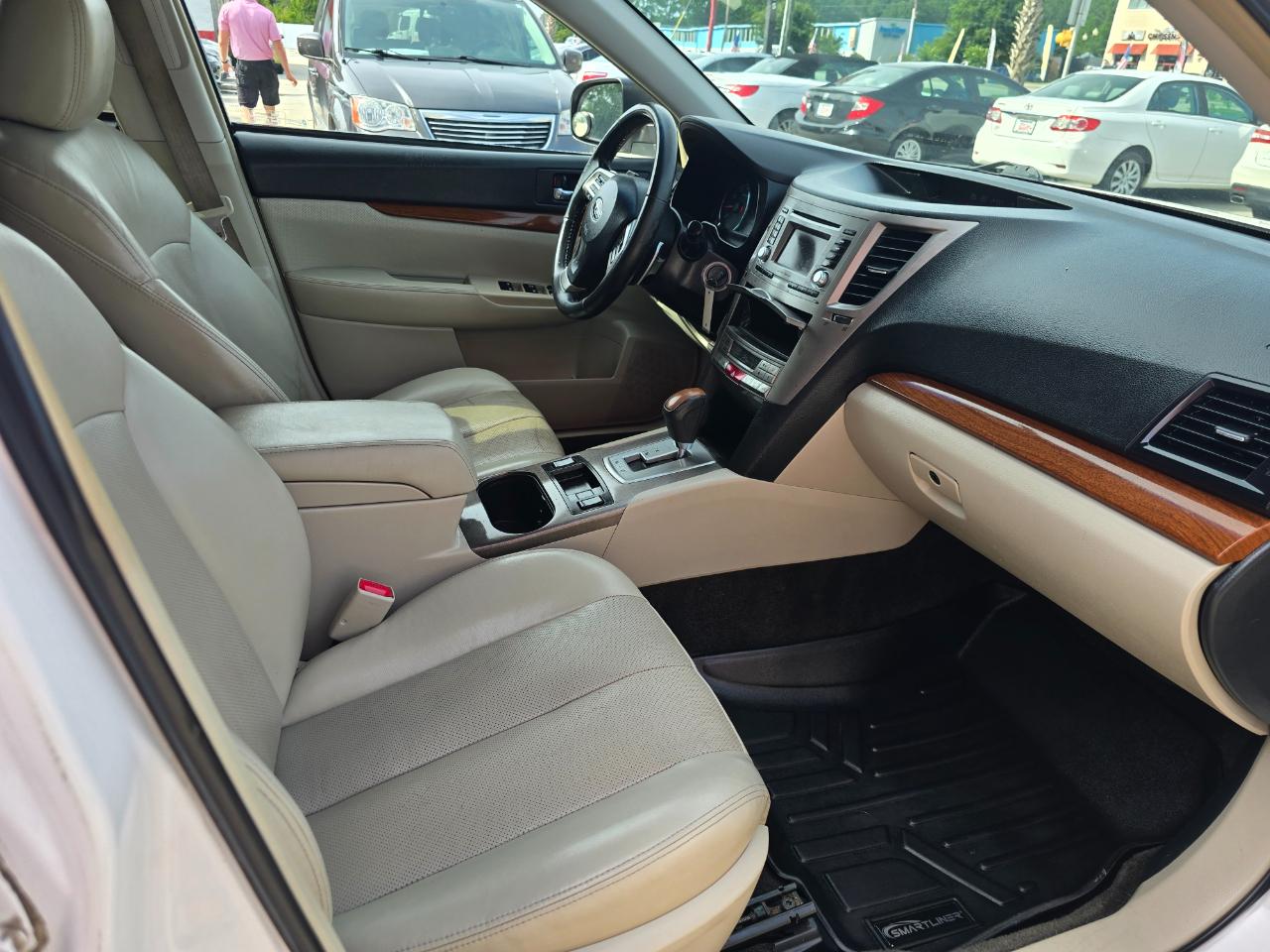 Subaru Outback 4dr Wgn H4 Auto 2.5i Limited 2013