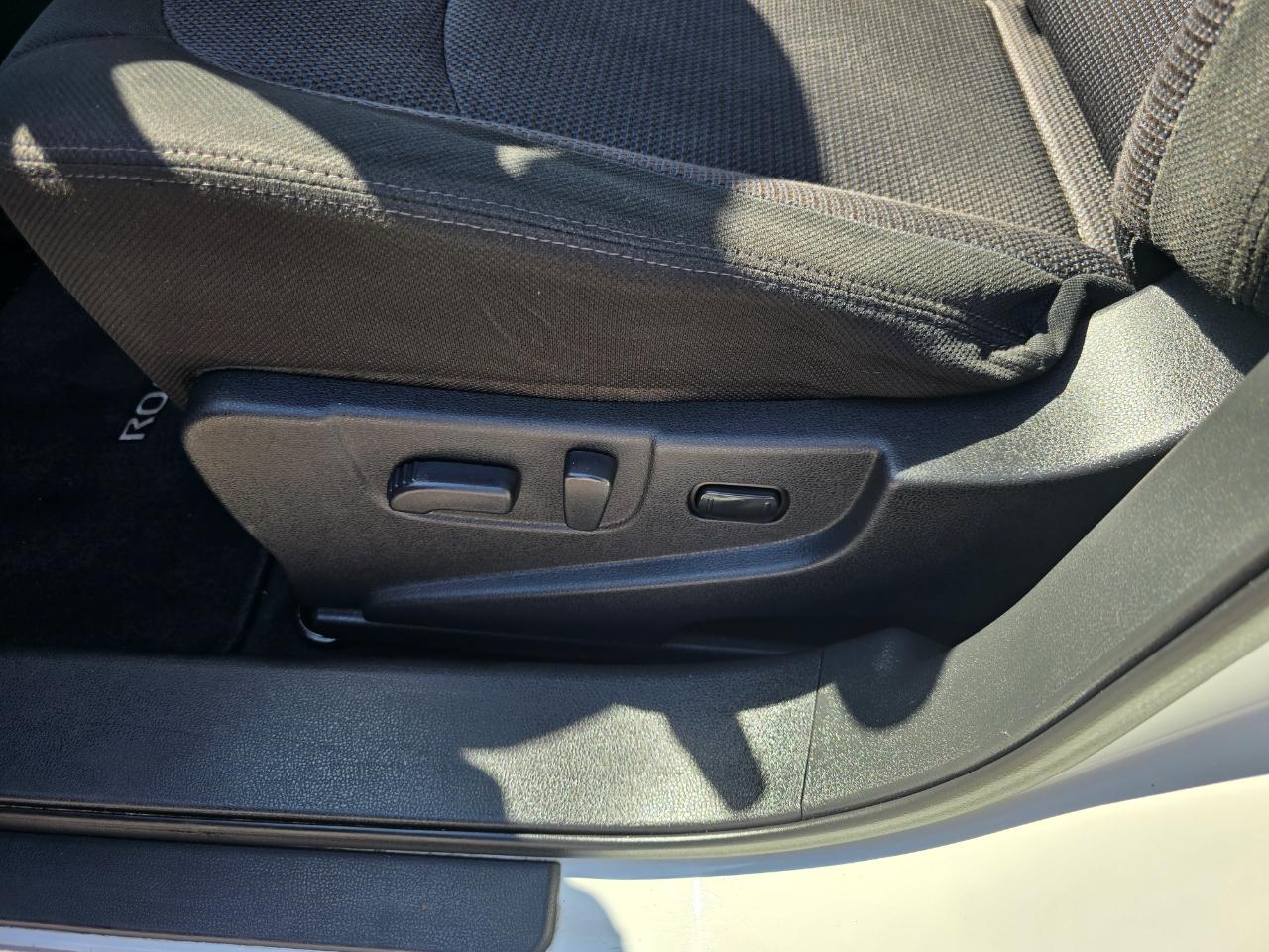 Nissan Rogue AWD 4dr SV 2013
