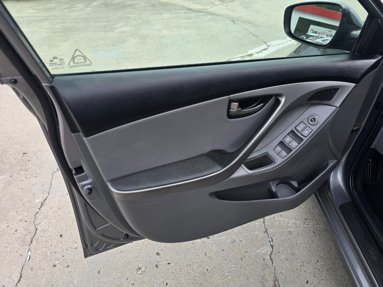 Hyundai Elantra 4dr Sdn Auto Limited PZEV (Alabama Plant) 2013