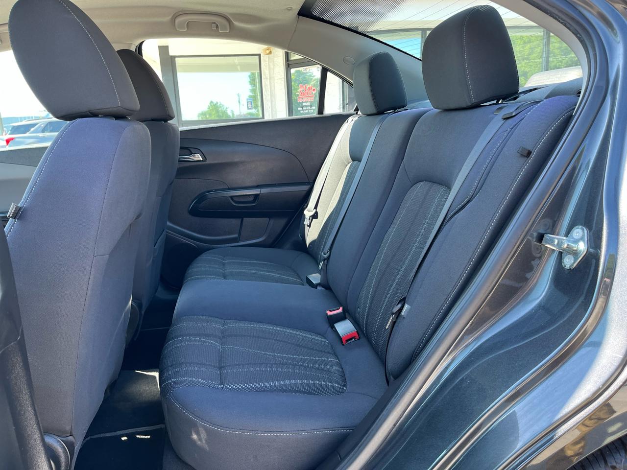 Chevrolet Sonic 4dr Sdn Auto LT 2016