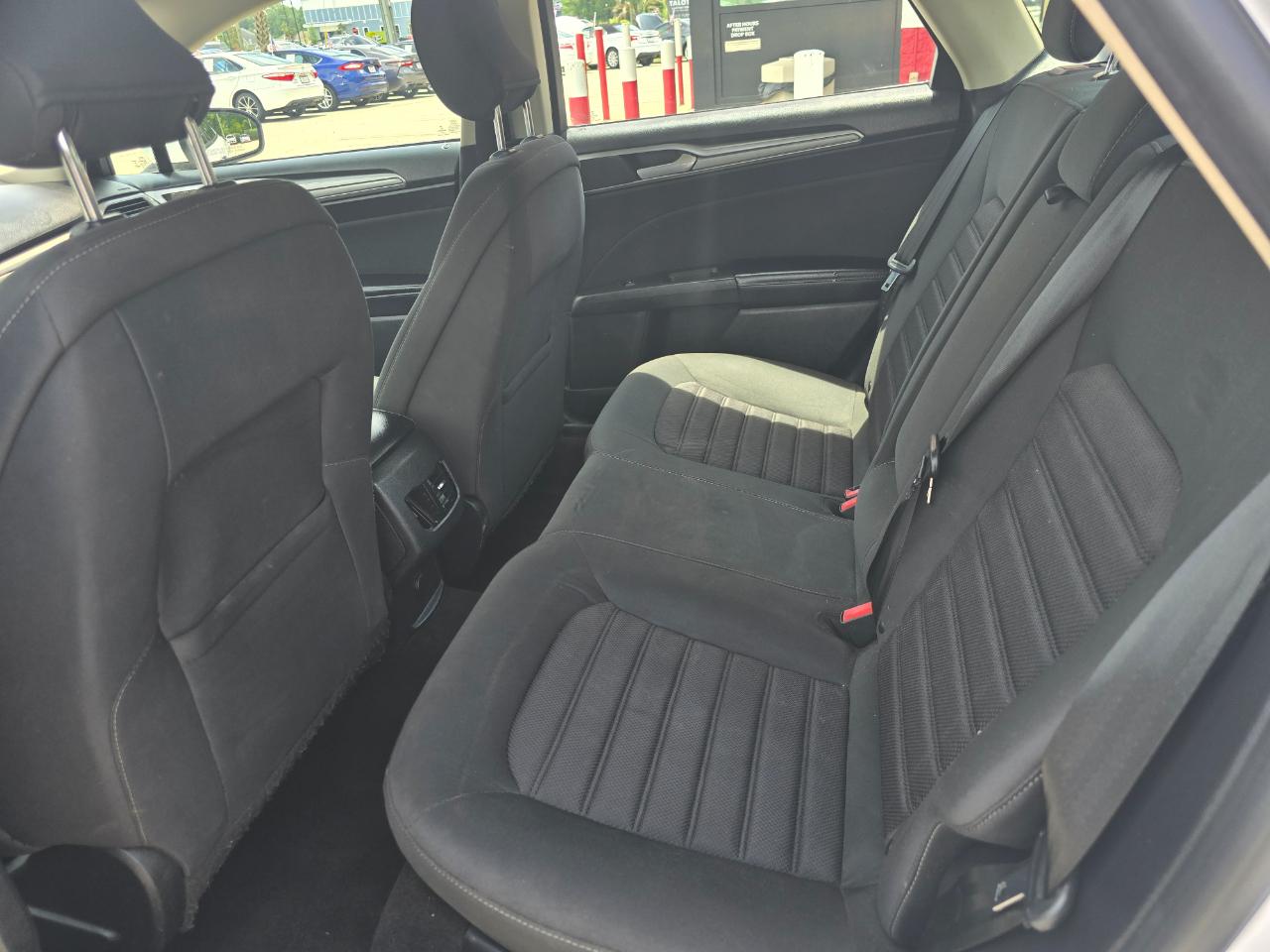 Ford Fusion SE FWD 2019