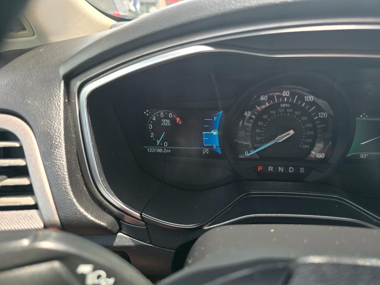 Ford Fusion SE FWD 2019