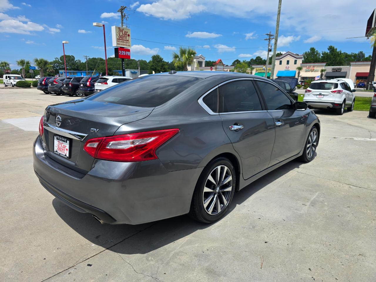 Nissan Altima 2.5 SV Sedan 2017