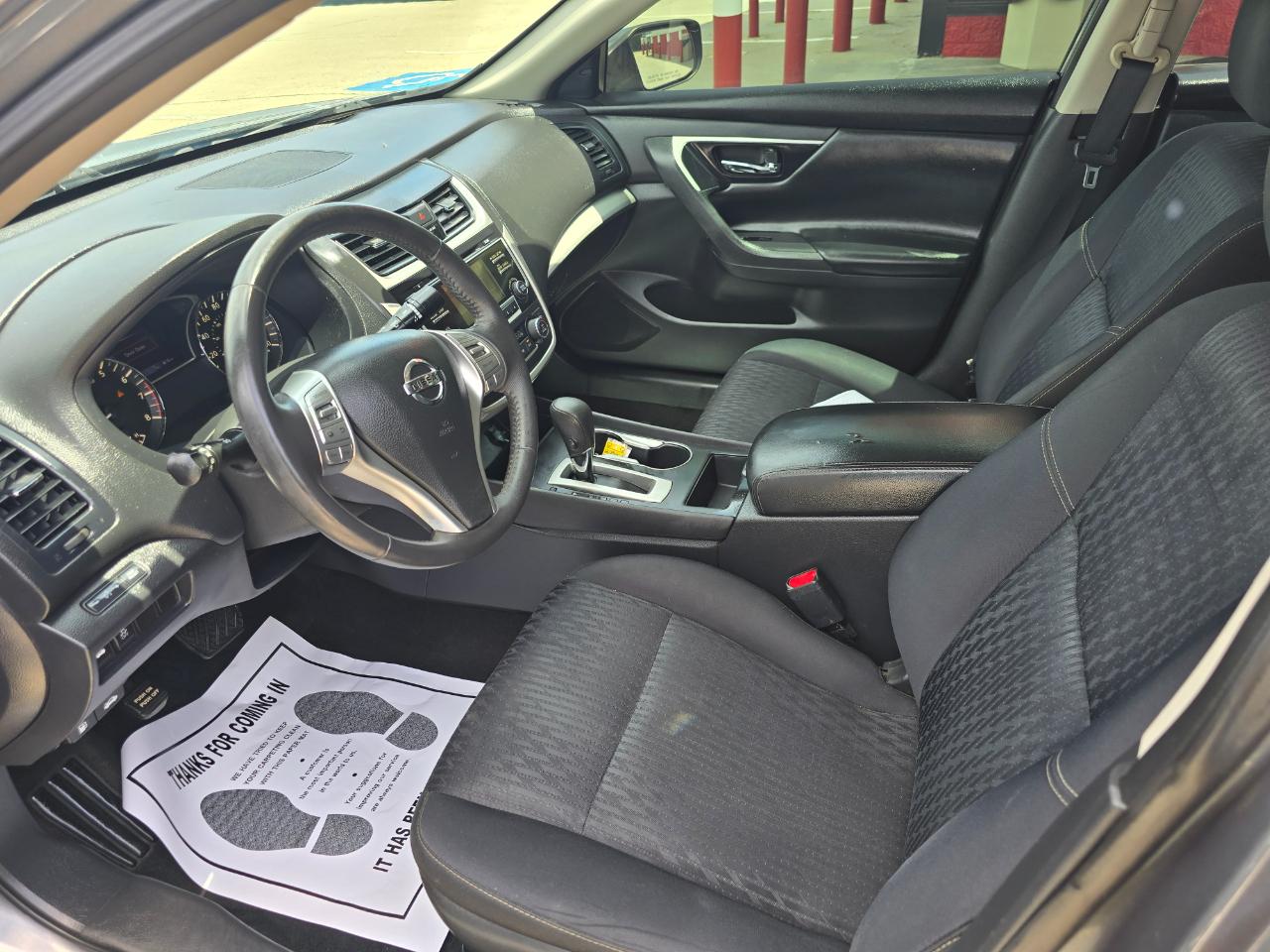 Nissan Altima 2.5 SV Sedan 2017