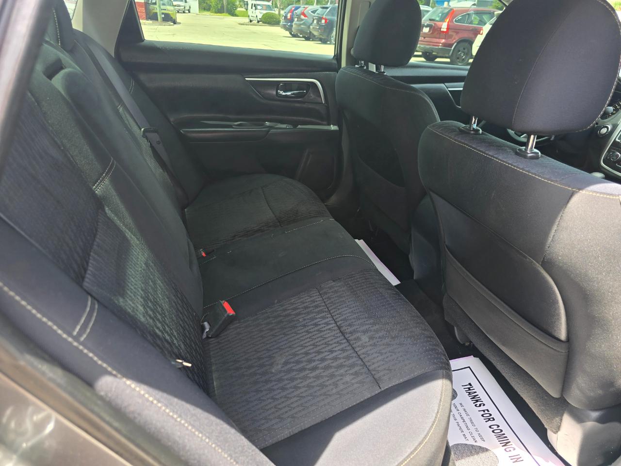 Nissan Altima 2.5 SV Sedan 2017