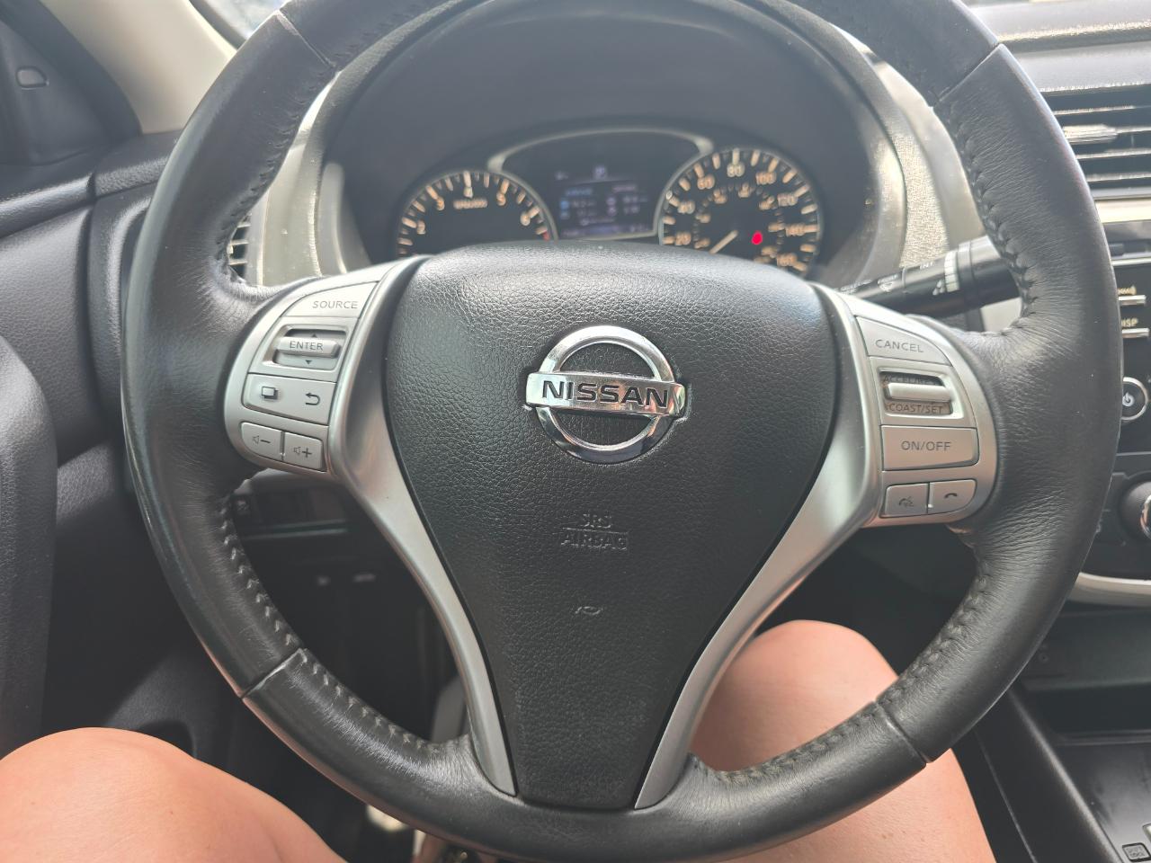 Nissan Altima 2.5 SV Sedan 2017