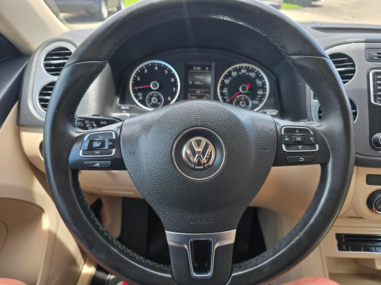 Volkswagen Tiguan 2.0T S FWD 2016